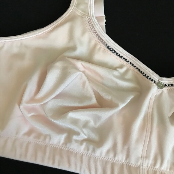 BREEZIES Bra Full Coverage UltimAir Pink Women’s Size 48DDD Size 48F - Picture 3 of 15